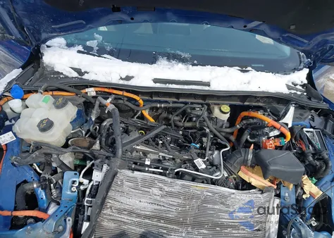 2022 Ford Escape Se Hybrid z USA, uszkodzony, nr VIN 1FMCU0BZ4NUB02619